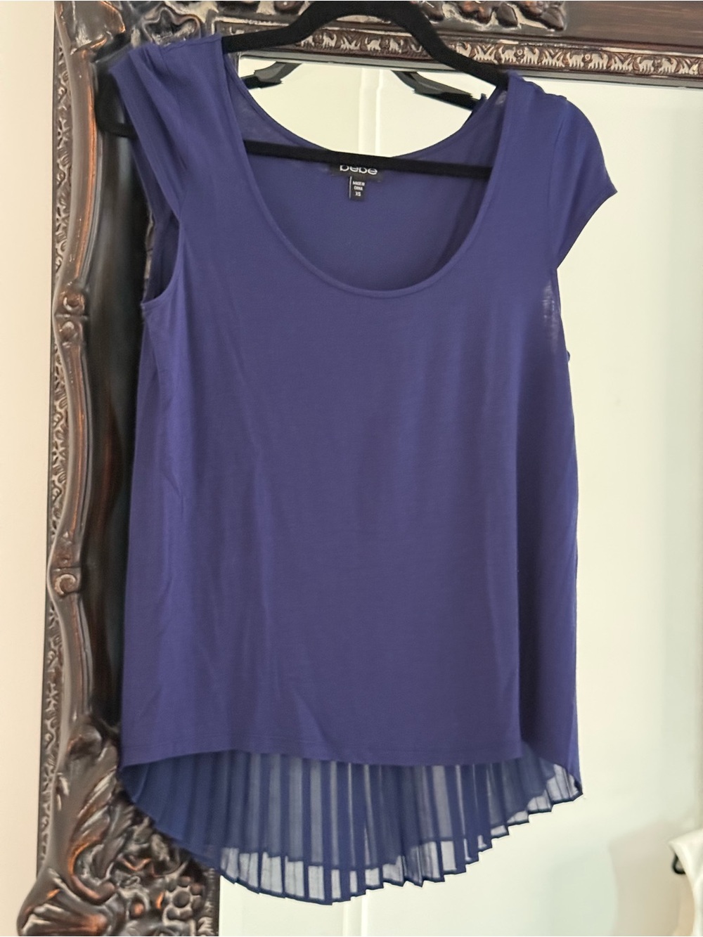 bebe Deep Purple Pleated Hem Cap Sleeve Top